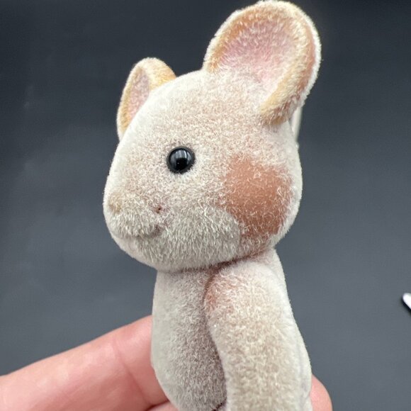 Sylvanian Families Calico Critters Country Dentist Bunny Rabbit Incomplete - Picture 10 of 15